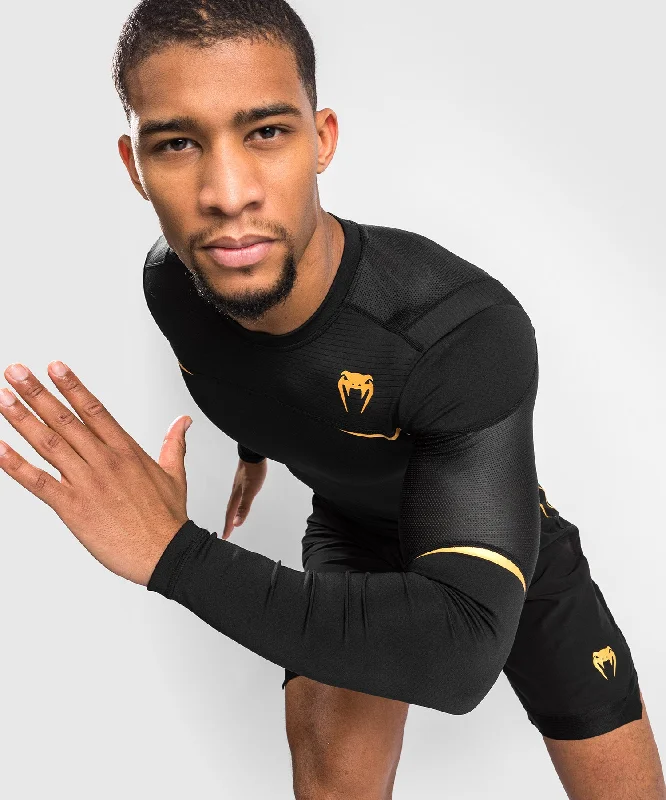 Venum Tempest 2.0 Rashguard Long Sleeves – Black/Gold